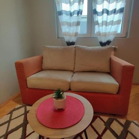 Ds'S Cosy Apartment Скопье Экстерьер фото